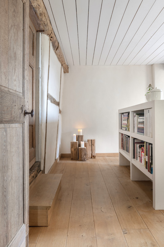 Bibliotheque chambre